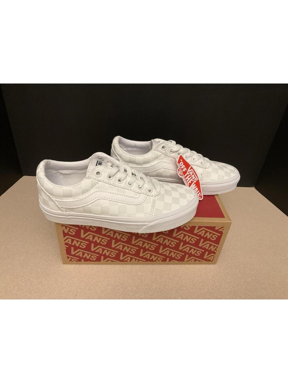 NEW! WOMENS VANS WARD CHECKERBOARD WHITE/WHITE ATHLETIC SHOES. SIZE 5. AWESOME!